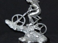 登峰之路 樹(shù)脂工藝品山地車(chē)，一份滿載勵(lì)志情懷的禮品擺件